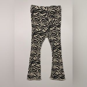 Zara ribbed zebra leggings
